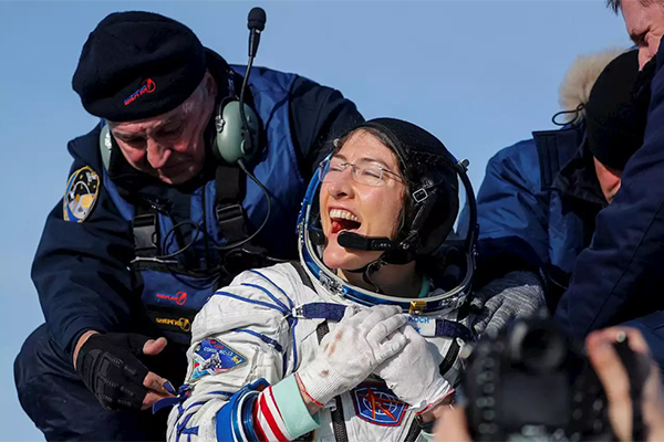 کریستینا کوچ به زمین بازگشت؛ فضانورد ناسا با رکورد ۳۲۸ روز اقامت در فضا
