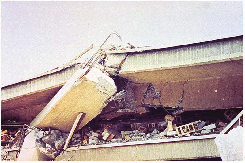 مقاوم سازی سازه های بنایی و بتنی و فلزی و راهکارهای ترمیم آن