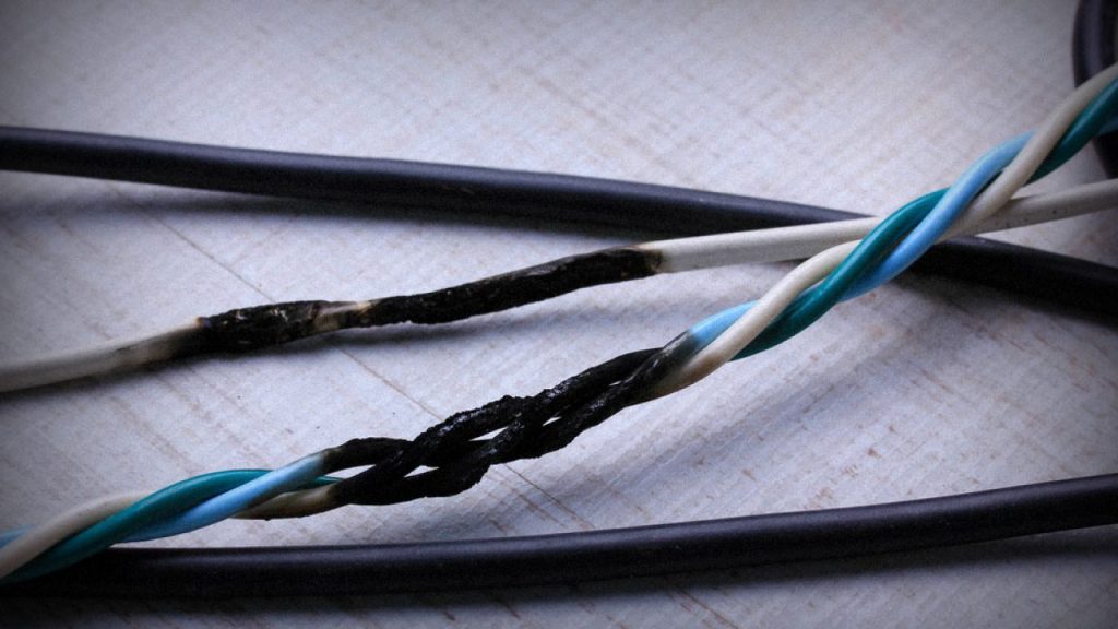 عیب یابی کابل+ فایل محاسبه نقطه قطعی یا اتصالی در کابل